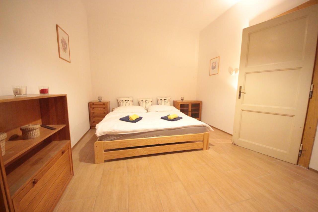 Gallery Apartment Praga Exterior foto